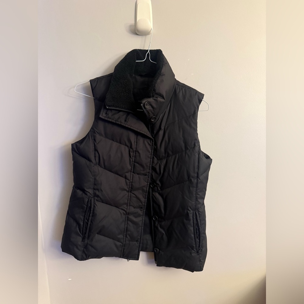 Banana Republic Black Puffer Vest Sherpa Lined Size Small
